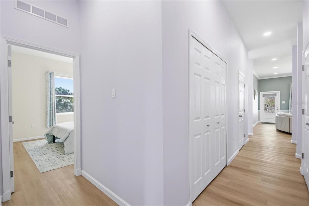 Activo con contrato: $750,000 (4 camas, 2 baños, 2054 Pies cuadrados)