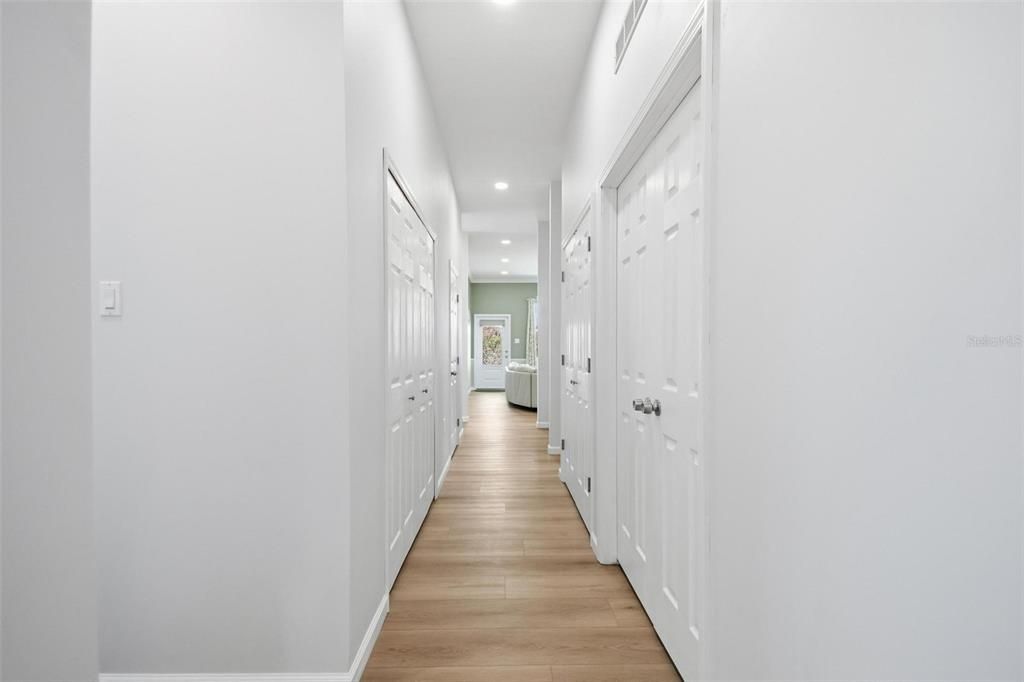 Activo con contrato: $750,000 (4 camas, 2 baños, 2054 Pies cuadrados)