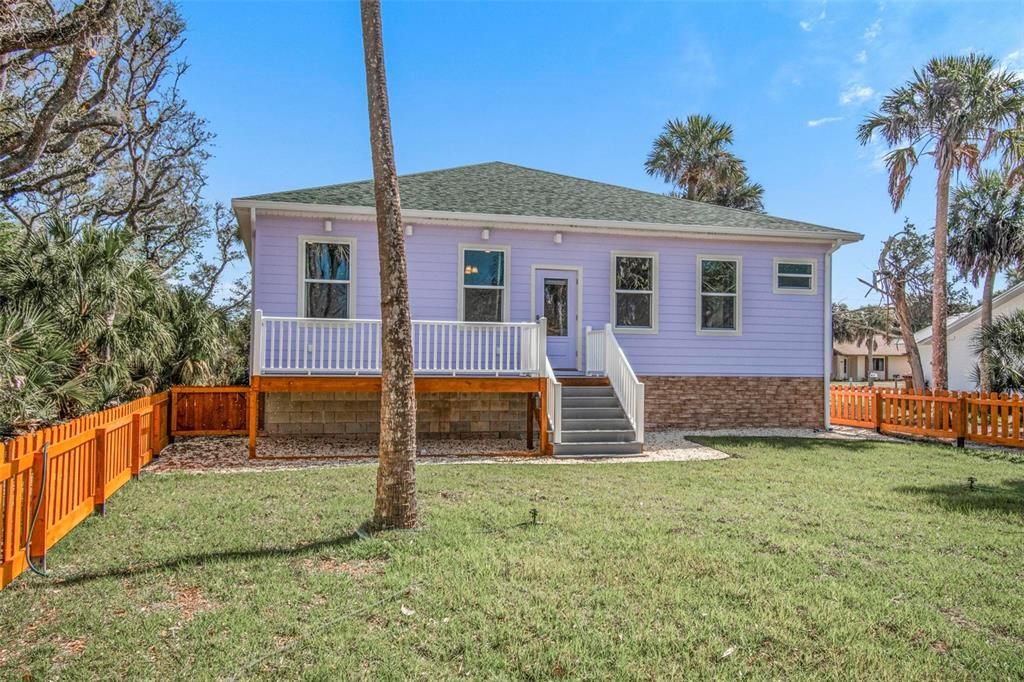 Activo con contrato: $750,000 (4 camas, 2 baños, 2054 Pies cuadrados)