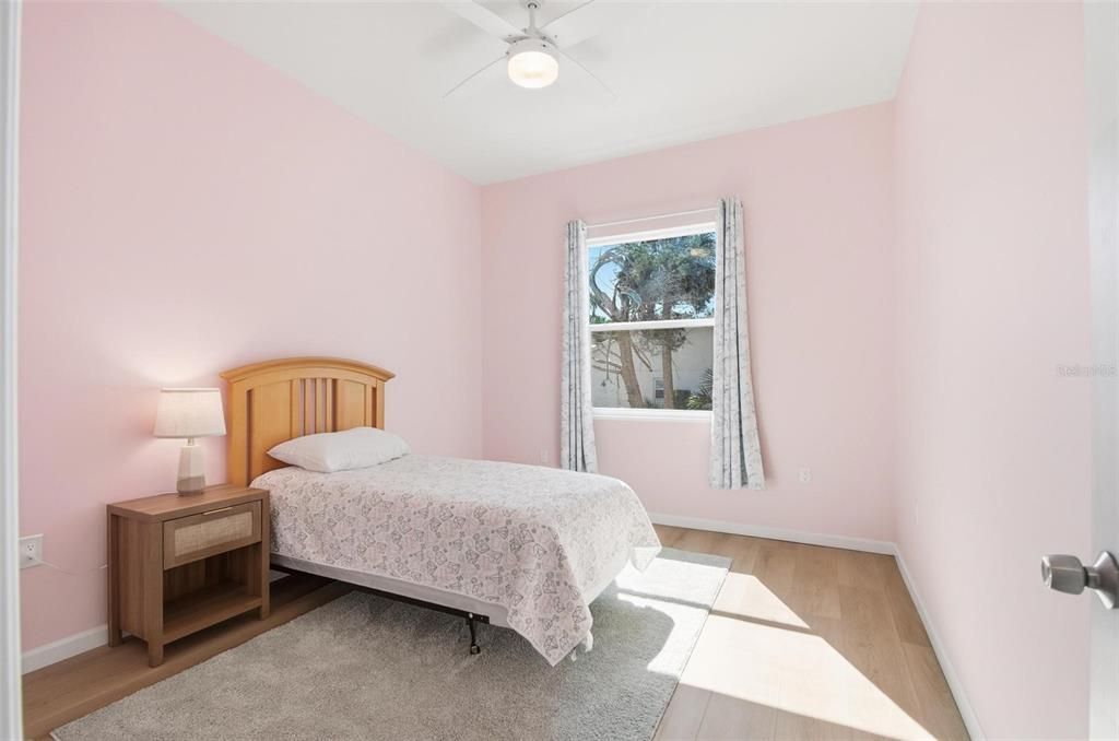 Activo con contrato: $750,000 (4 camas, 2 baños, 2054 Pies cuadrados)