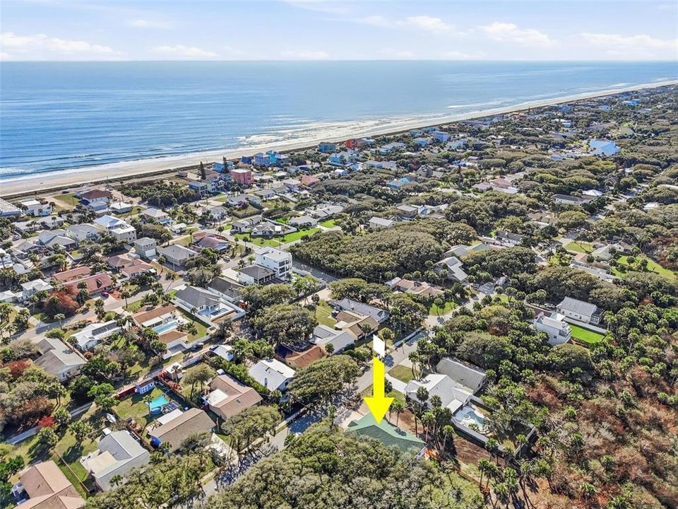Activo con contrato: $750,000 (4 camas, 2 baños, 2054 Pies cuadrados)