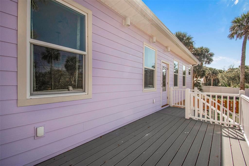 Activo con contrato: $750,000 (4 camas, 2 baños, 2054 Pies cuadrados)