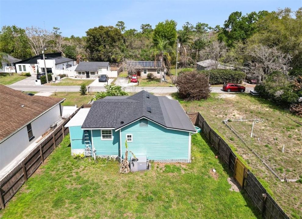 Activo con contrato: $265,000 (2 camas, 1 baños, 970 Pies cuadrados)