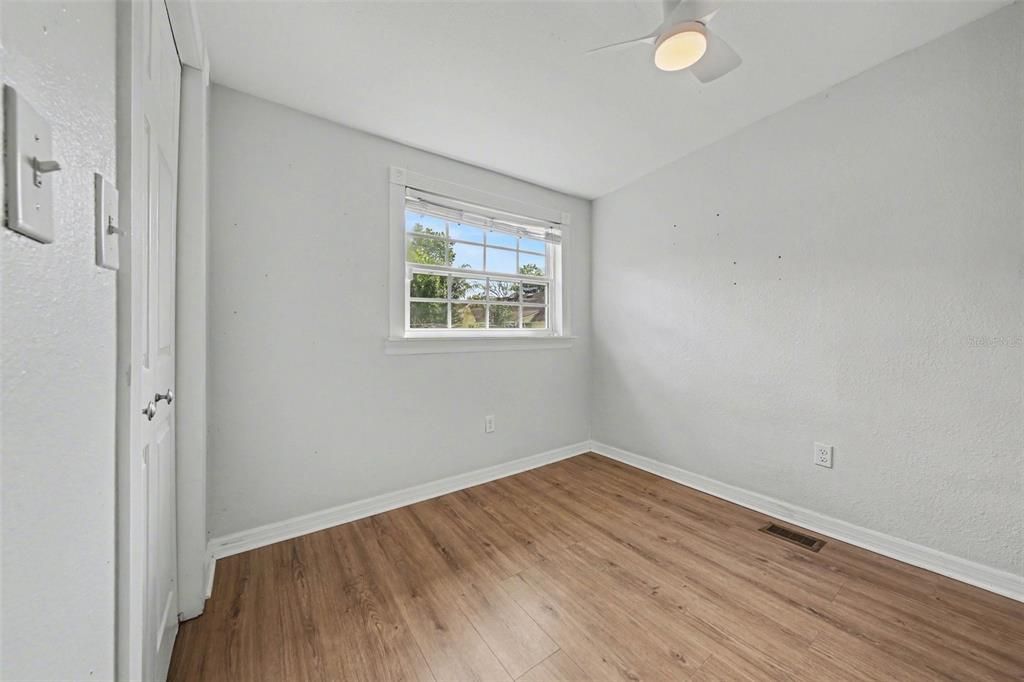 Activo con contrato: $265,000 (2 camas, 1 baños, 970 Pies cuadrados)