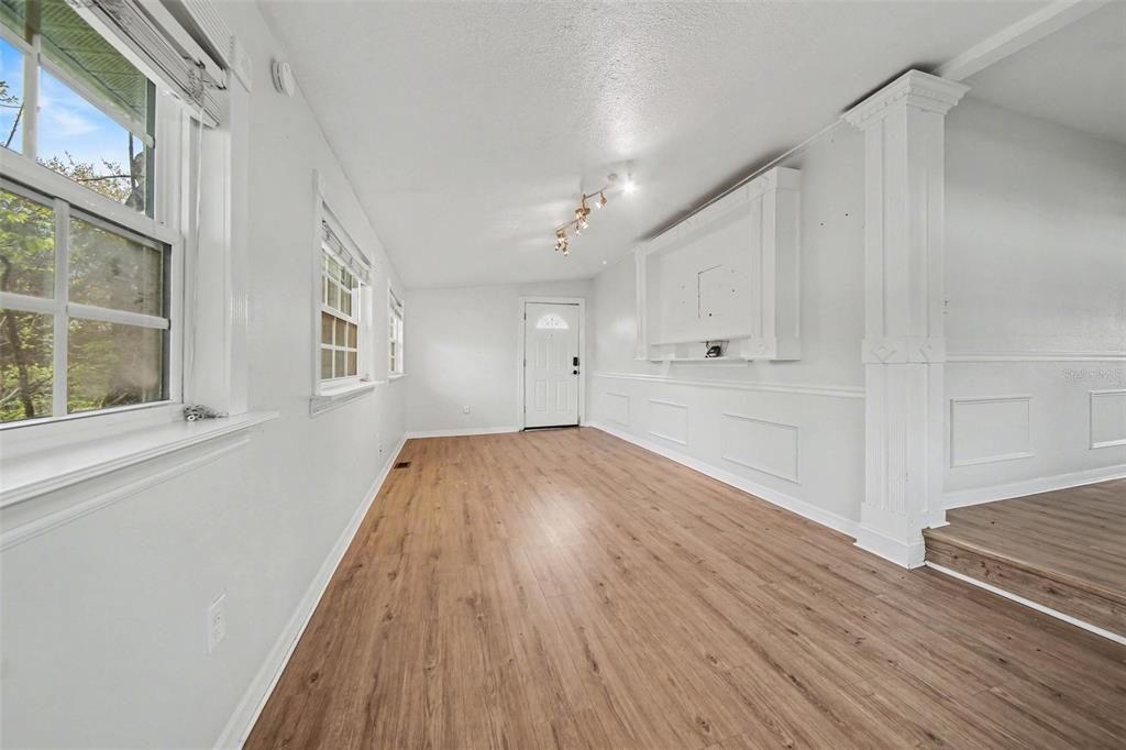 Activo con contrato: $265,000 (2 camas, 1 baños, 970 Pies cuadrados)