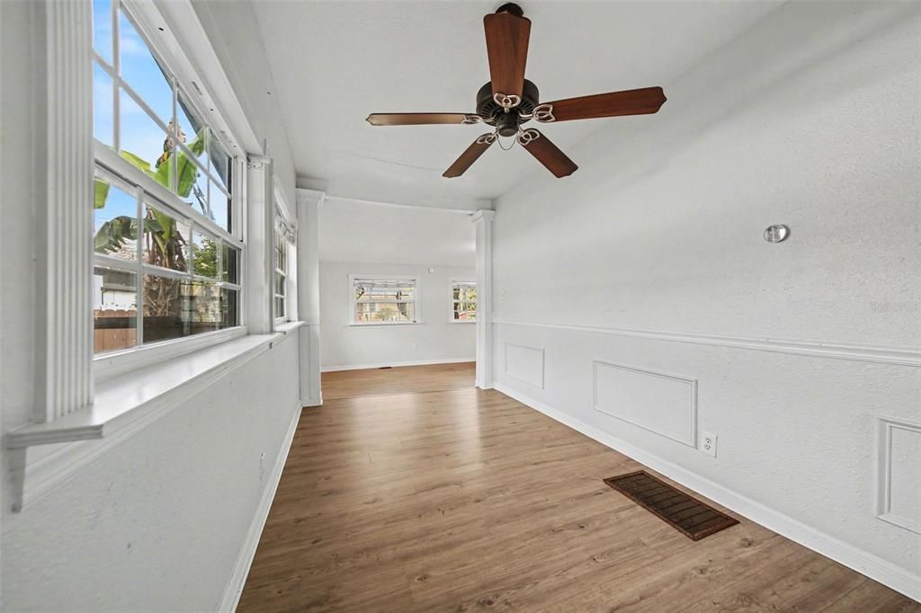 Activo con contrato: $265,000 (2 camas, 1 baños, 970 Pies cuadrados)