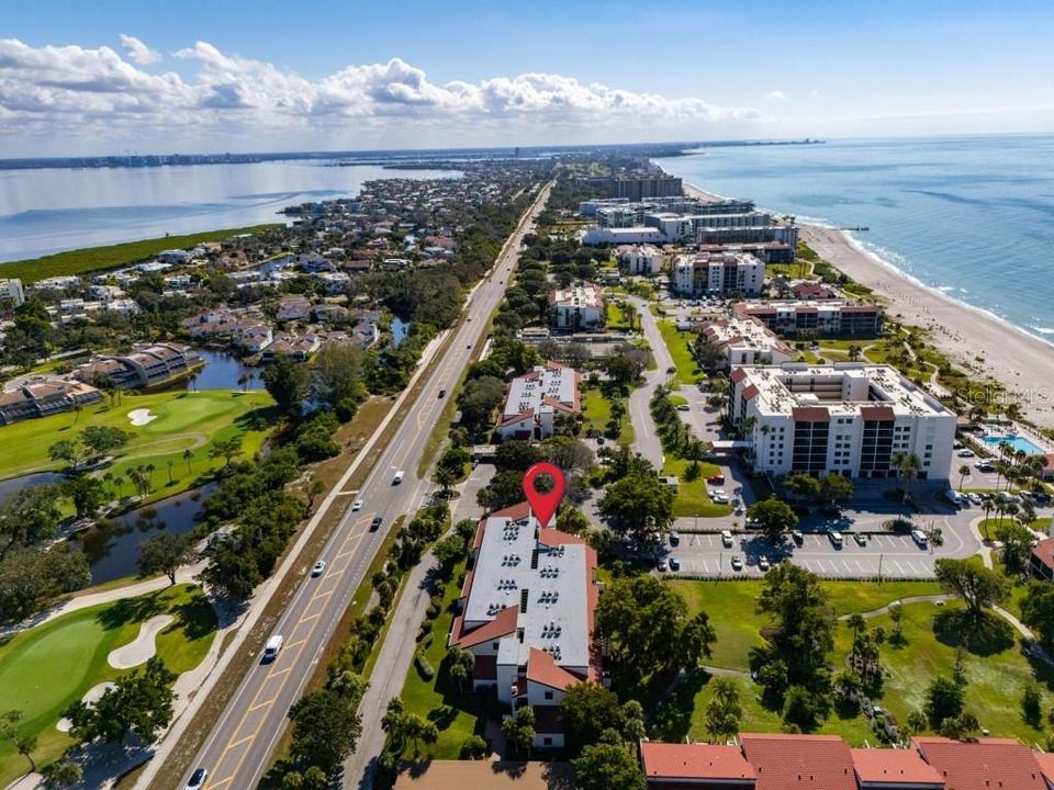 For Sale: $622,000 (1 beds, 1 baths, 1094 Square Feet)