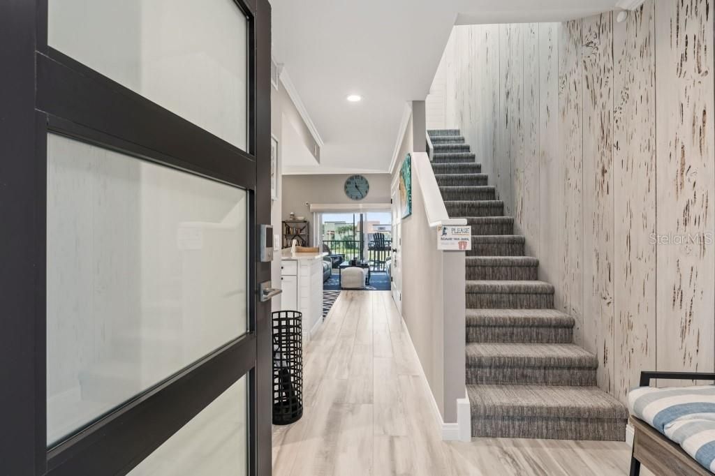 For Sale: $622,000 (1 beds, 1 baths, 1094 Square Feet)