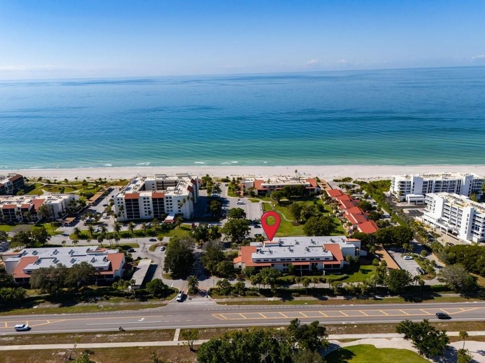 For Sale: $622,000 (1 beds, 1 baths, 1094 Square Feet)