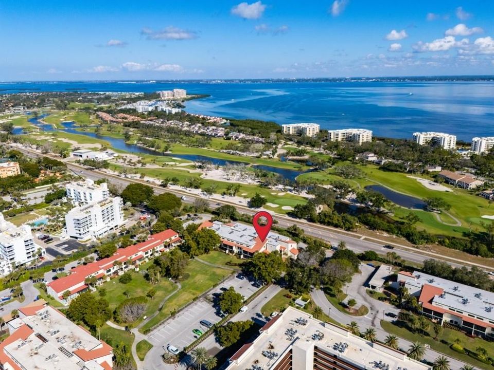 For Sale: $622,000 (1 beds, 1 baths, 1094 Square Feet)