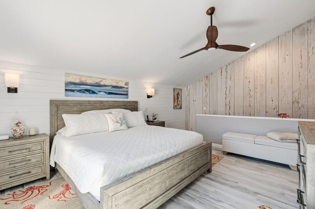 For Sale: $622,000 (1 beds, 1 baths, 1094 Square Feet)