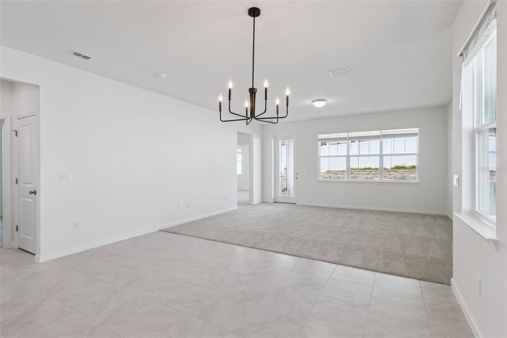 For Sale: $347,112 (3 beds, 2 baths, 1761 Square Feet)