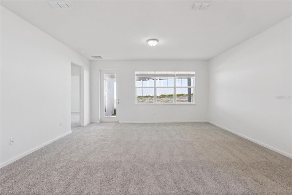 For Sale: $347,112 (3 beds, 2 baths, 1761 Square Feet)
