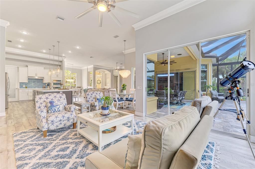 For Sale: $974,999 (3 beds, 2 baths, 2819 Square Feet)