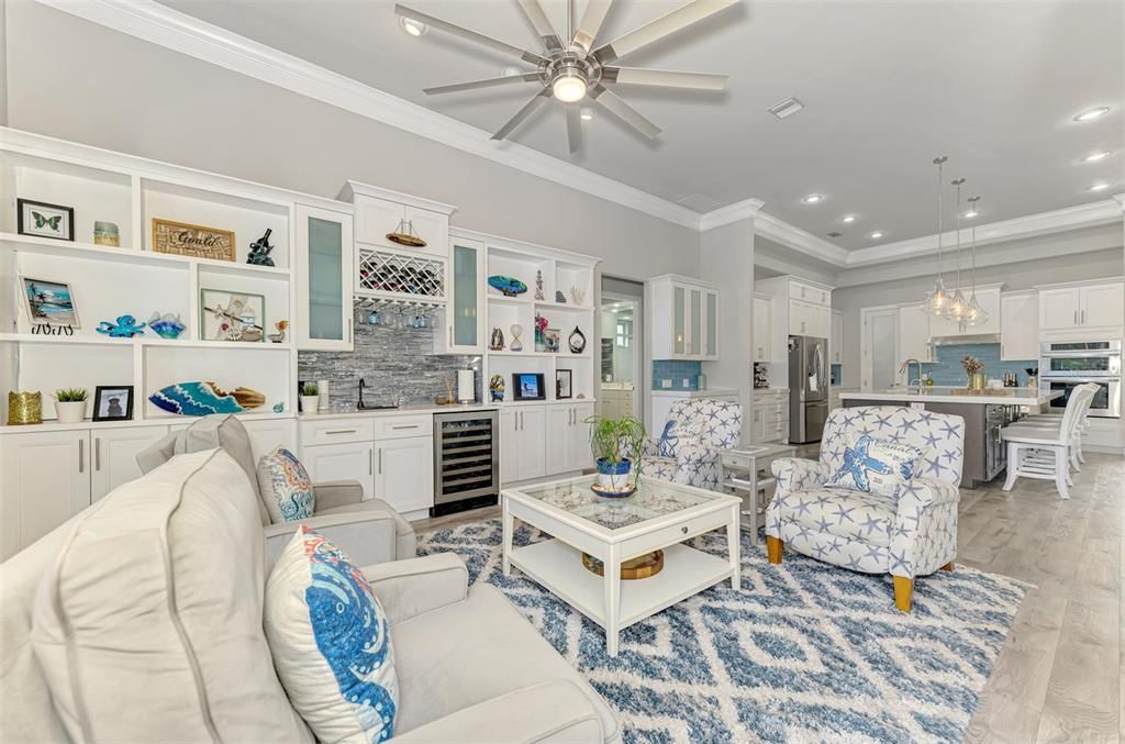 For Sale: $974,999 (3 beds, 2 baths, 2819 Square Feet)