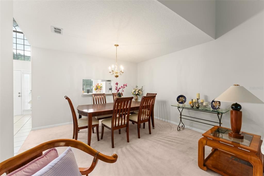 Active With Contract: $399,900 (3 beds, 2 baths, 1712 Square Feet)