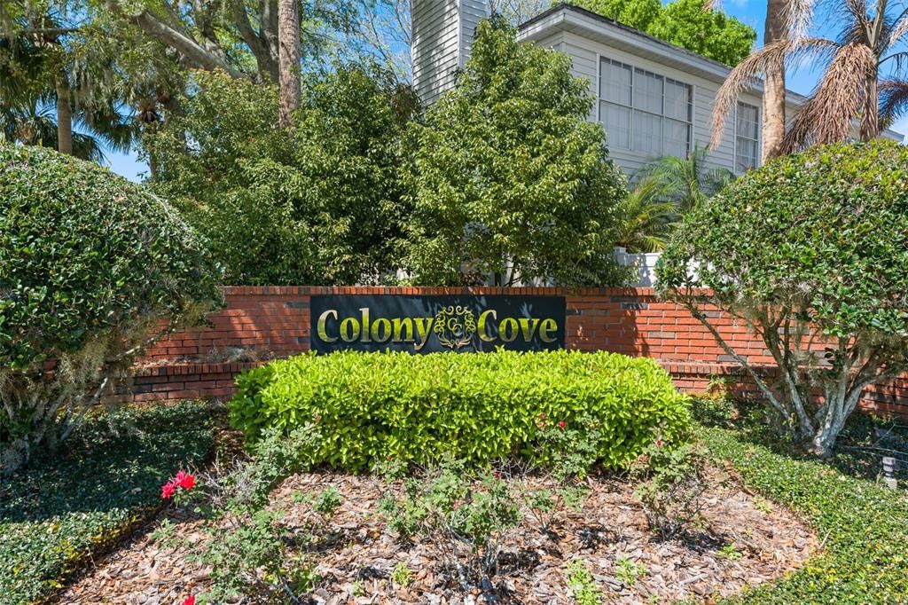Active With Contract: $399,900 (3 beds, 2 baths, 1712 Square Feet)