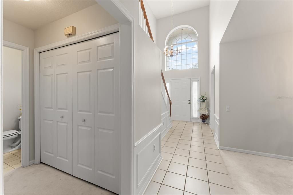 Active With Contract: $399,900 (3 beds, 2 baths, 1712 Square Feet)