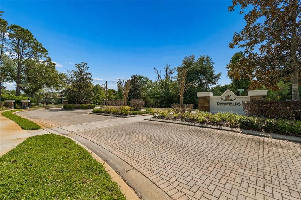 Под контрактом: $339,900 (3 спален, 2 ванн, 1820 Квадратных фут)