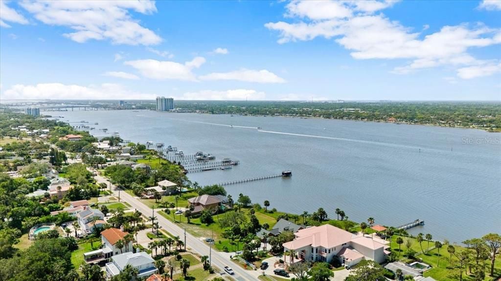 На продажу: $1,399,000 (3 спален, 2 ванн, 3230 Квадратных фут)