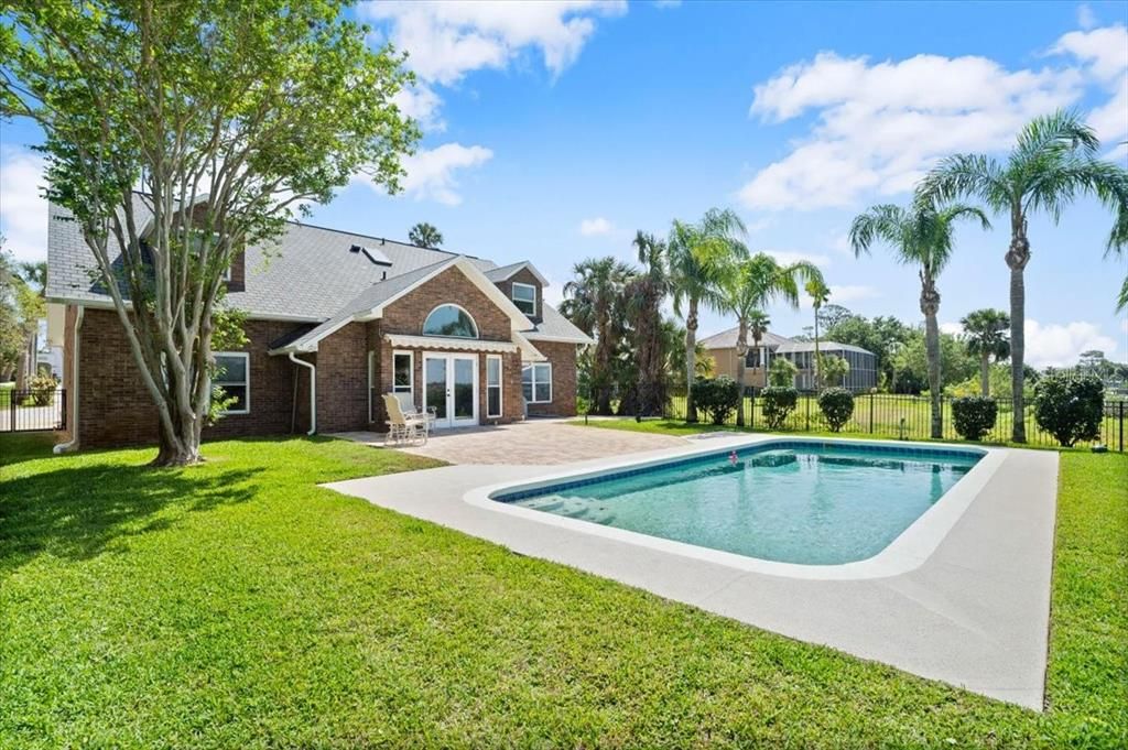 На продажу: $1,399,000 (3 спален, 2 ванн, 3230 Квадратных фут)