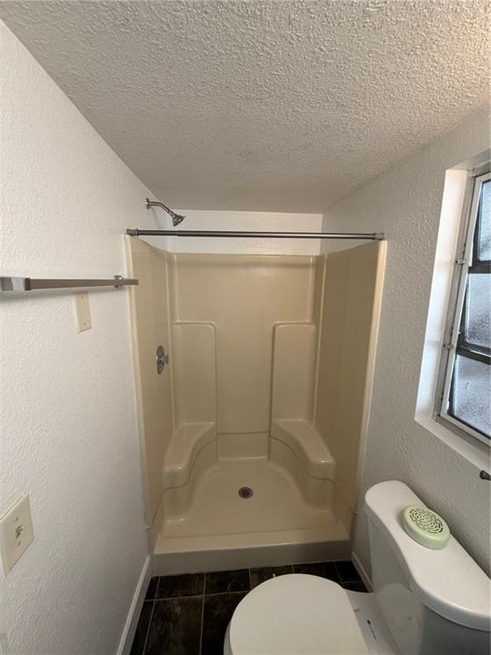 For Rent: $1,500 (1 beds, 1 baths, 1400 Square Feet)