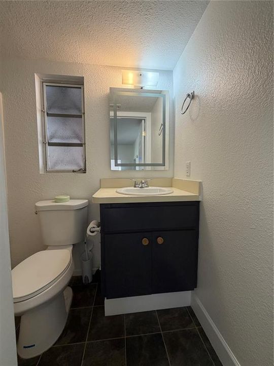 For Rent: $1,500 (1 beds, 1 baths, 1400 Square Feet)