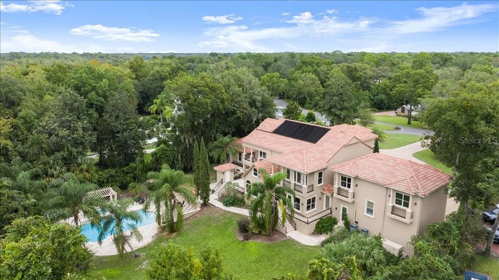 For Sale: $2,650,000 (6 beds, 6 baths, 7315 Square Feet)