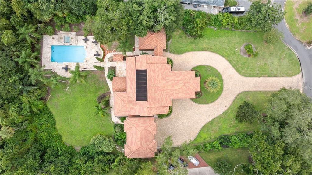 For Sale: $2,650,000 (6 beds, 6 baths, 7315 Square Feet)