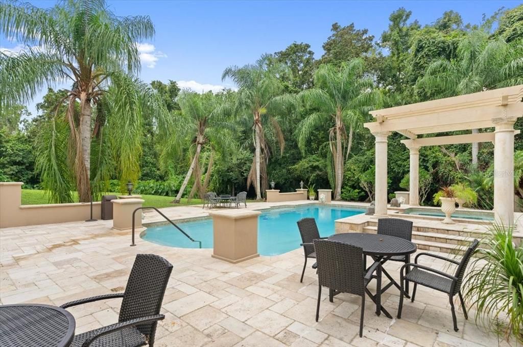 For Sale: $2,650,000 (6 beds, 6 baths, 7315 Square Feet)
