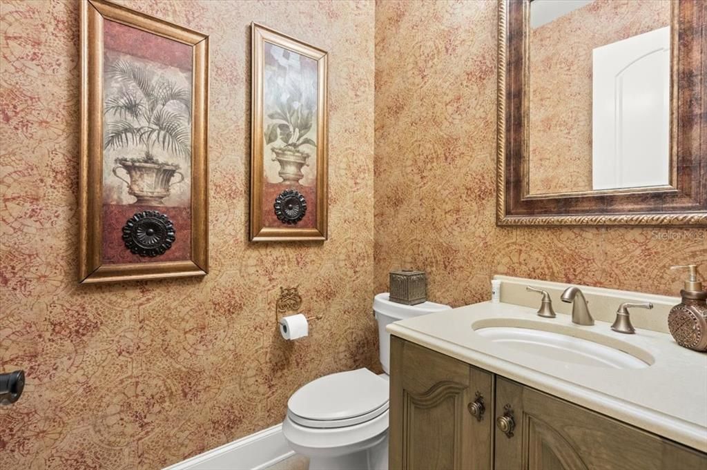 For Sale: $2,650,000 (6 beds, 6 baths, 7315 Square Feet)