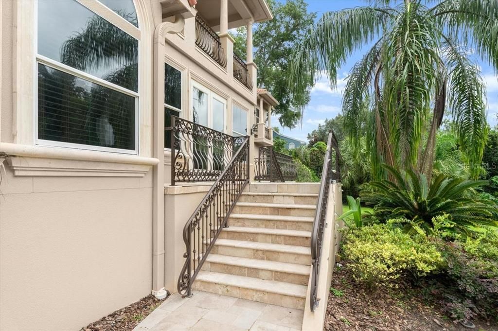 For Sale: $2,650,000 (6 beds, 6 baths, 7315 Square Feet)