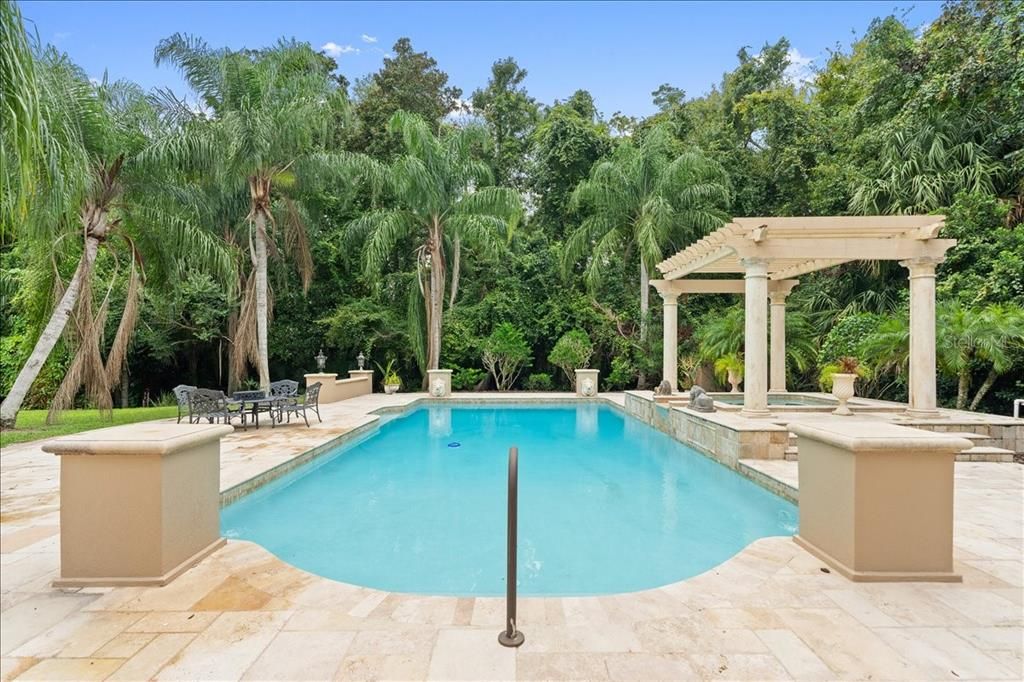 For Sale: $2,650,000 (6 beds, 6 baths, 7315 Square Feet)