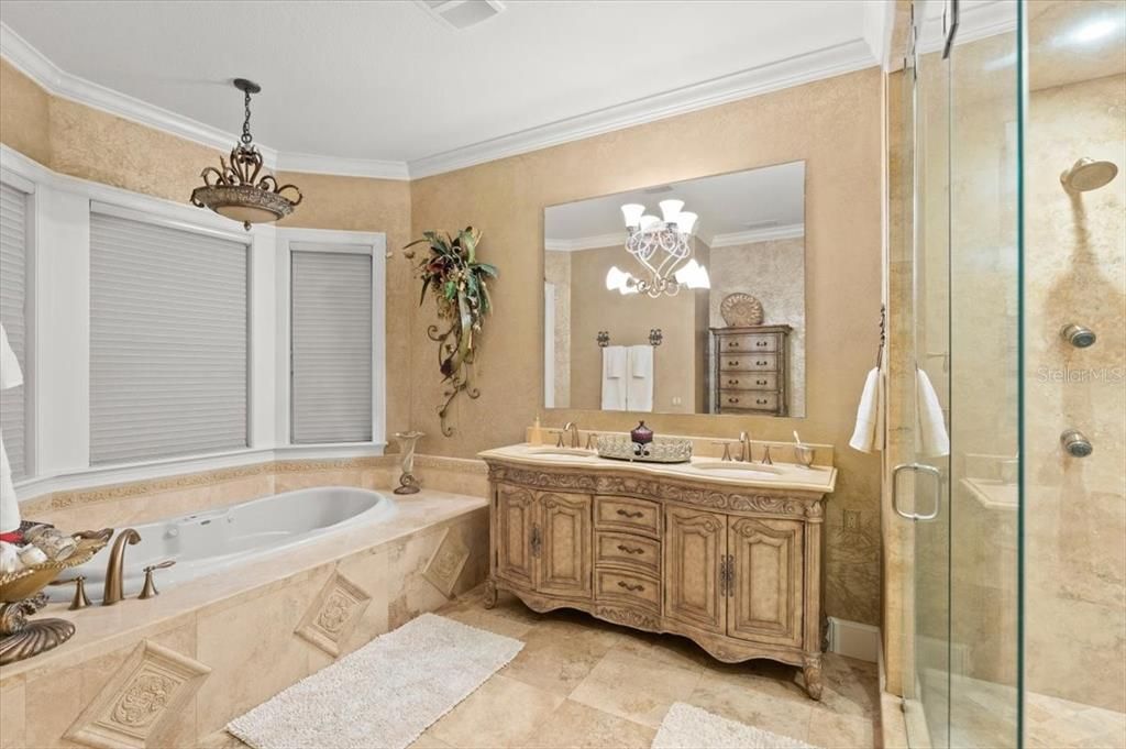 For Sale: $2,650,000 (6 beds, 6 baths, 7315 Square Feet)