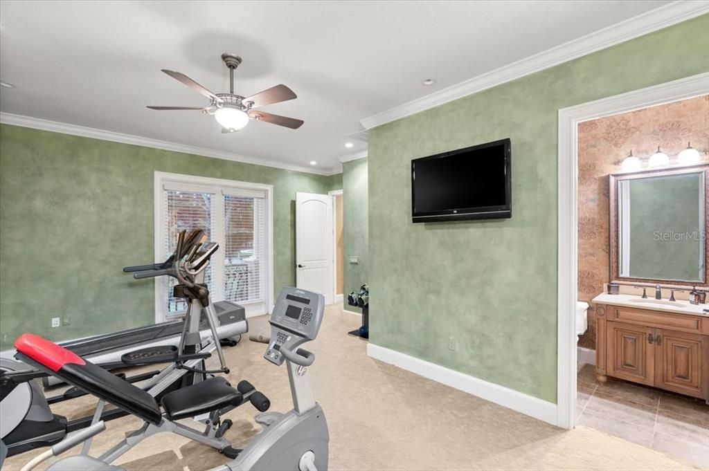 For Sale: $2,650,000 (6 beds, 6 baths, 7315 Square Feet)