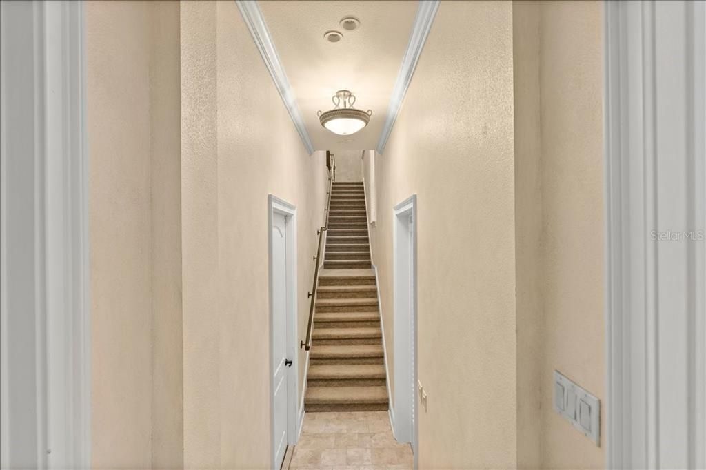 For Sale: $2,650,000 (6 beds, 6 baths, 7315 Square Feet)
