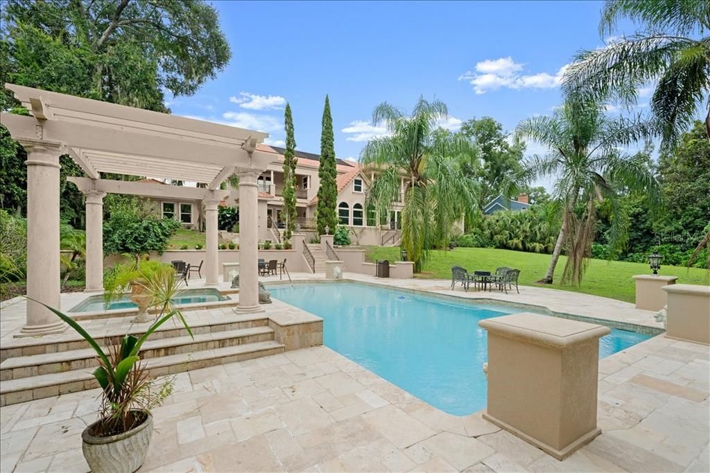 For Sale: $2,650,000 (6 beds, 6 baths, 7315 Square Feet)