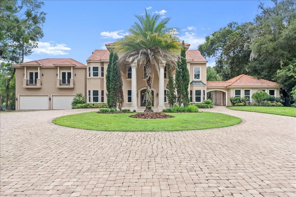 For Sale: $2,650,000 (6 beds, 6 baths, 7315 Square Feet)