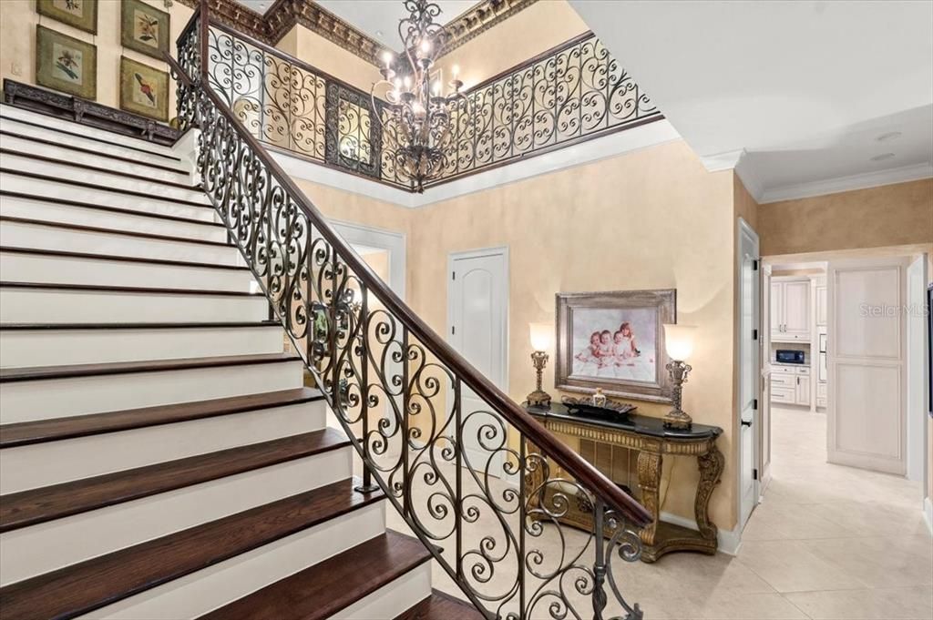 For Sale: $2,650,000 (6 beds, 6 baths, 7315 Square Feet)