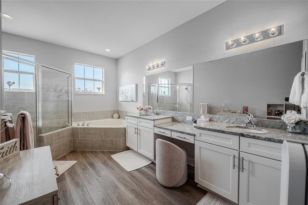 Active With Contract: $749,999 (4 beds, 3 baths, 3013 Square Feet)