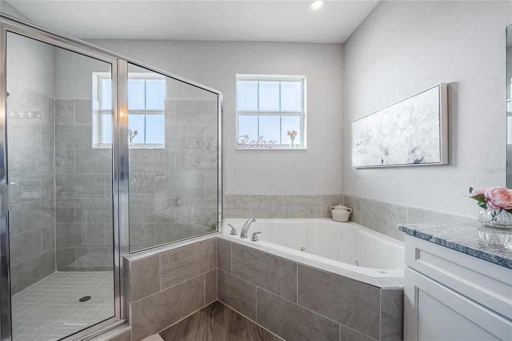 Active With Contract: $749,999 (4 beds, 3 baths, 3013 Square Feet)