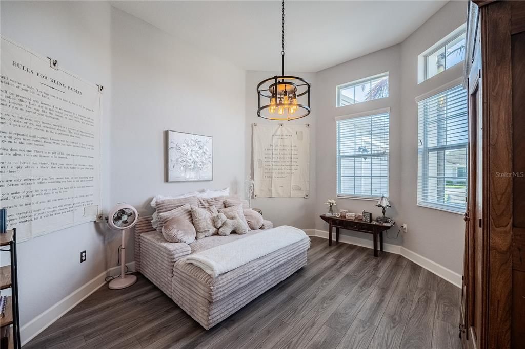 Active With Contract: $749,999 (4 beds, 3 baths, 3013 Square Feet)