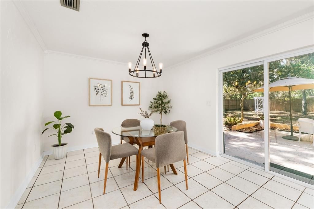 Active With Contract: $354,900 (3 beds, 2 baths, 1632 Square Feet)