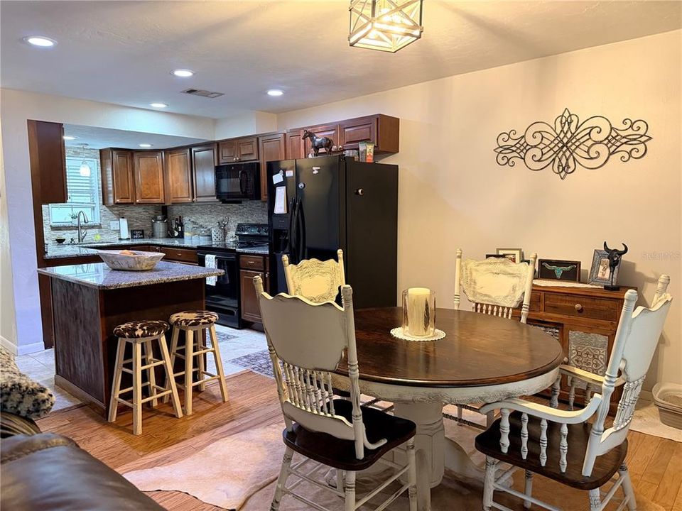 En Venta: $160,000 (3 camas, 2 baños, 1290 Pies cuadrados)