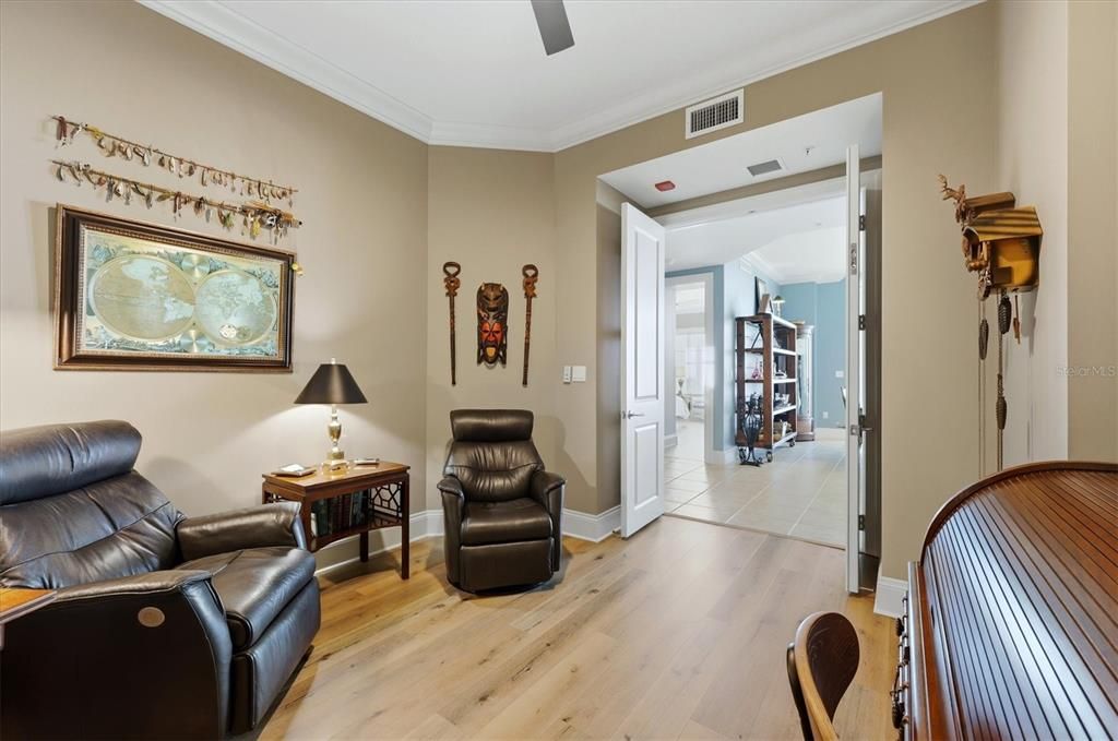 For Sale: $689,000 (2 beds, 2 baths, 2051 Square Feet)