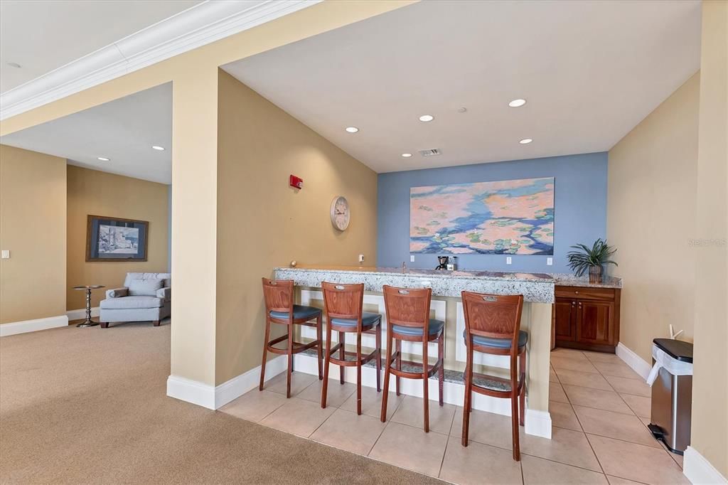 For Sale: $689,000 (2 beds, 2 baths, 2051 Square Feet)