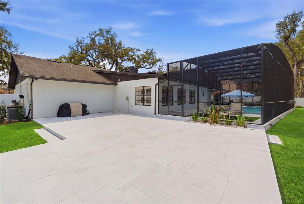 En Venta: $799,000 (4 camas, 3 baños, 3757 Pies cuadrados)