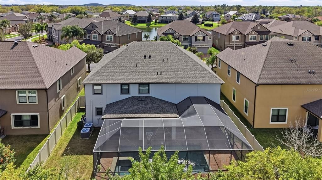 Activo con contrato: $699,000 (5 camas, 4 baños, 4953 Pies cuadrados)