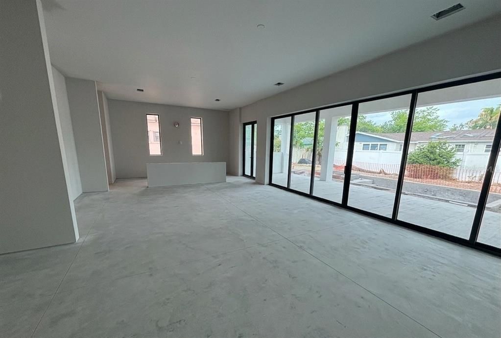 For Sale: $2,719,000 (5 beds, 4 baths, 3845 Square Feet)