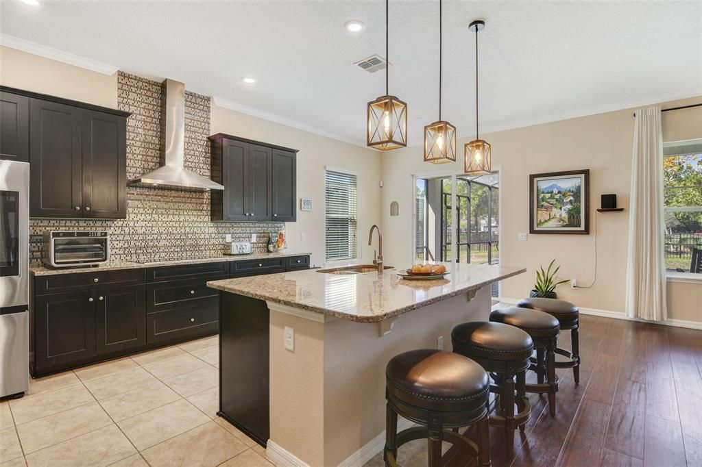 На продажу: $1,099,999 (5 спален, 4 ванн, 4266 Квадратных фут)